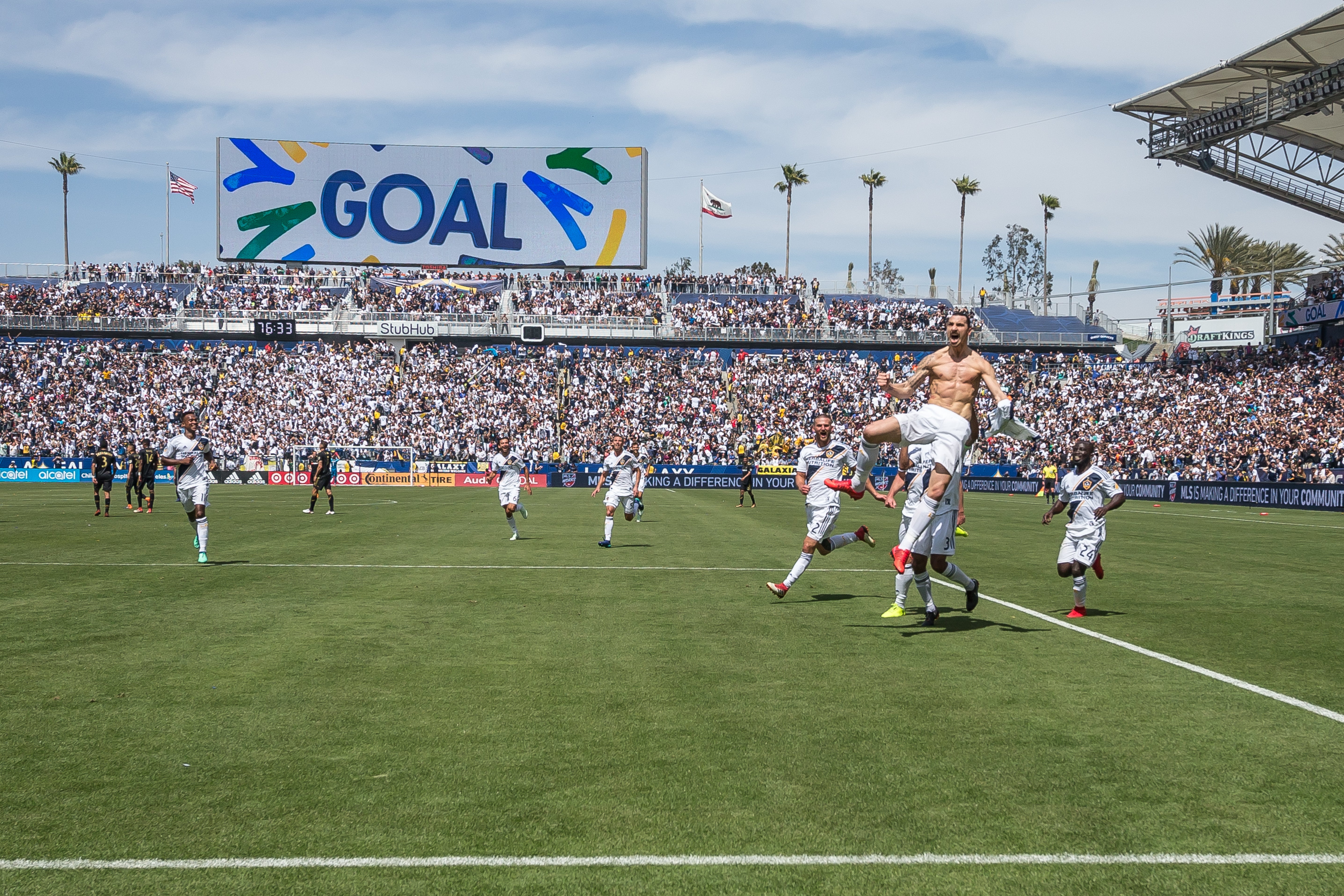 Dignity Health Sports Park on X: Two legendary clubs are coming